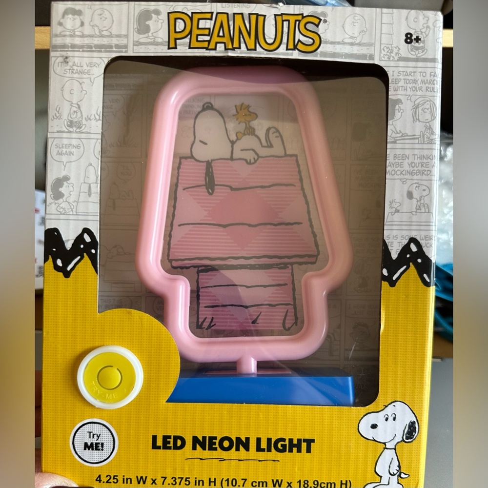 💡Peanuts Snoopy LED Neon Night Light, NWT